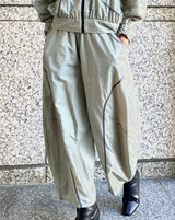 ラインアクセントコクーンパンツ